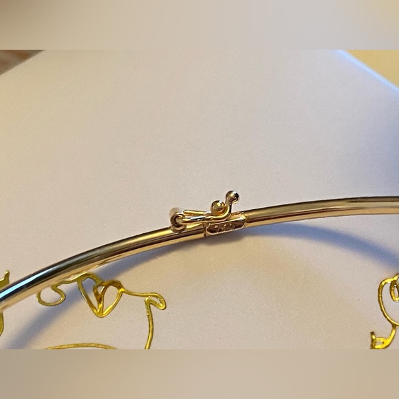 18K Real Gold Knot Bangle - Picture 5 of 15